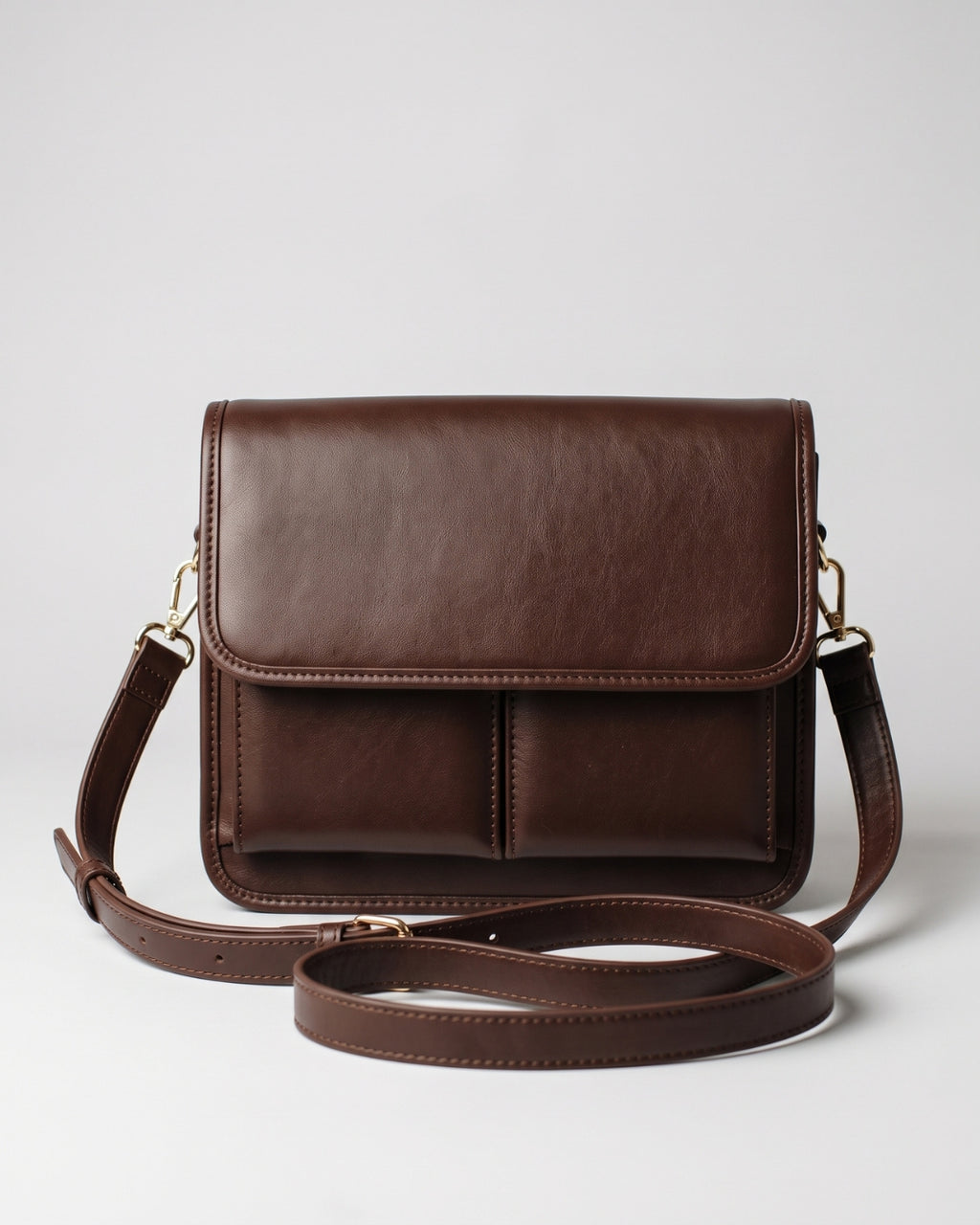 Minimalist Leather Messenger Bag