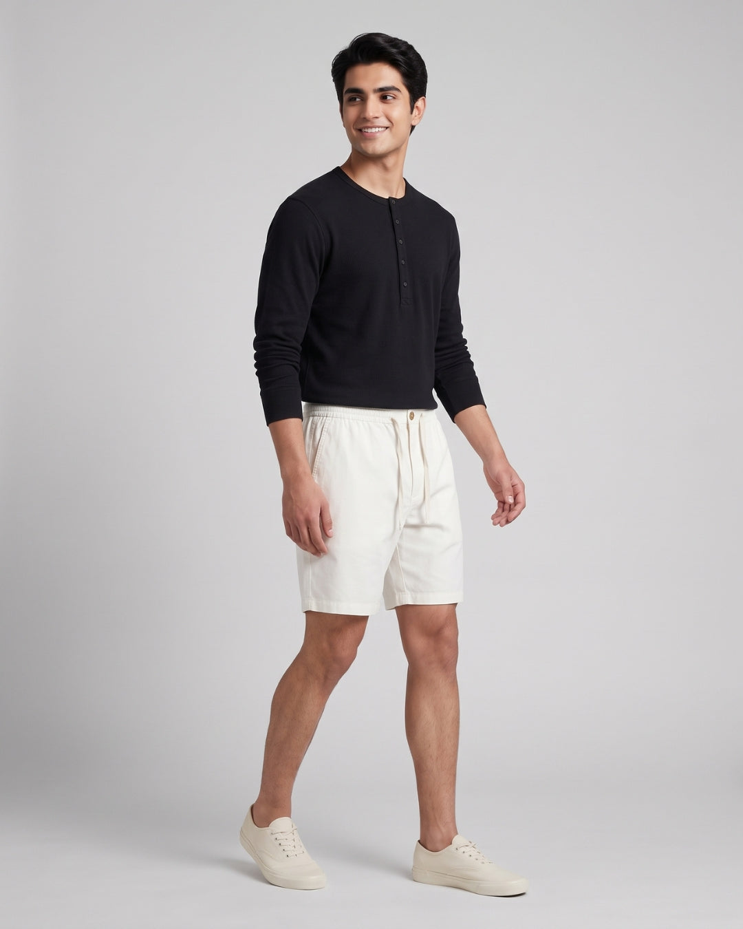 Relaxed Fit White Casual Shorts