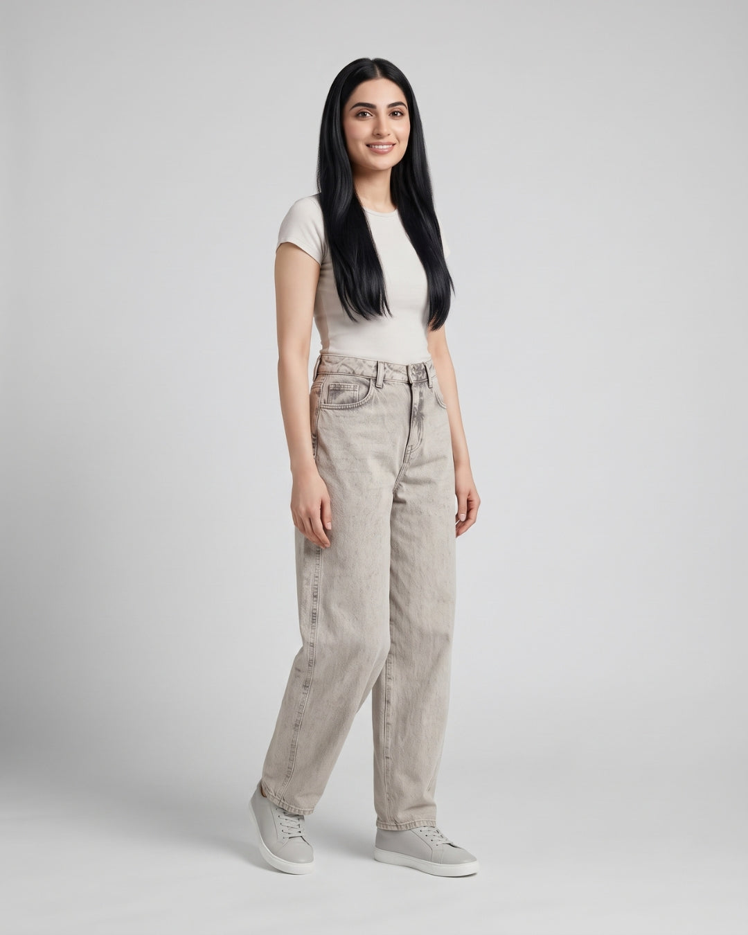 High-Waisted Grey Curved Jeans