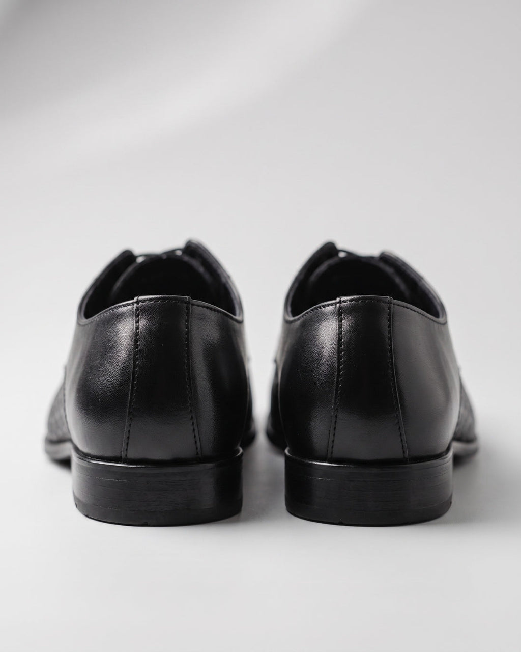 Classic Black Patterned Derby