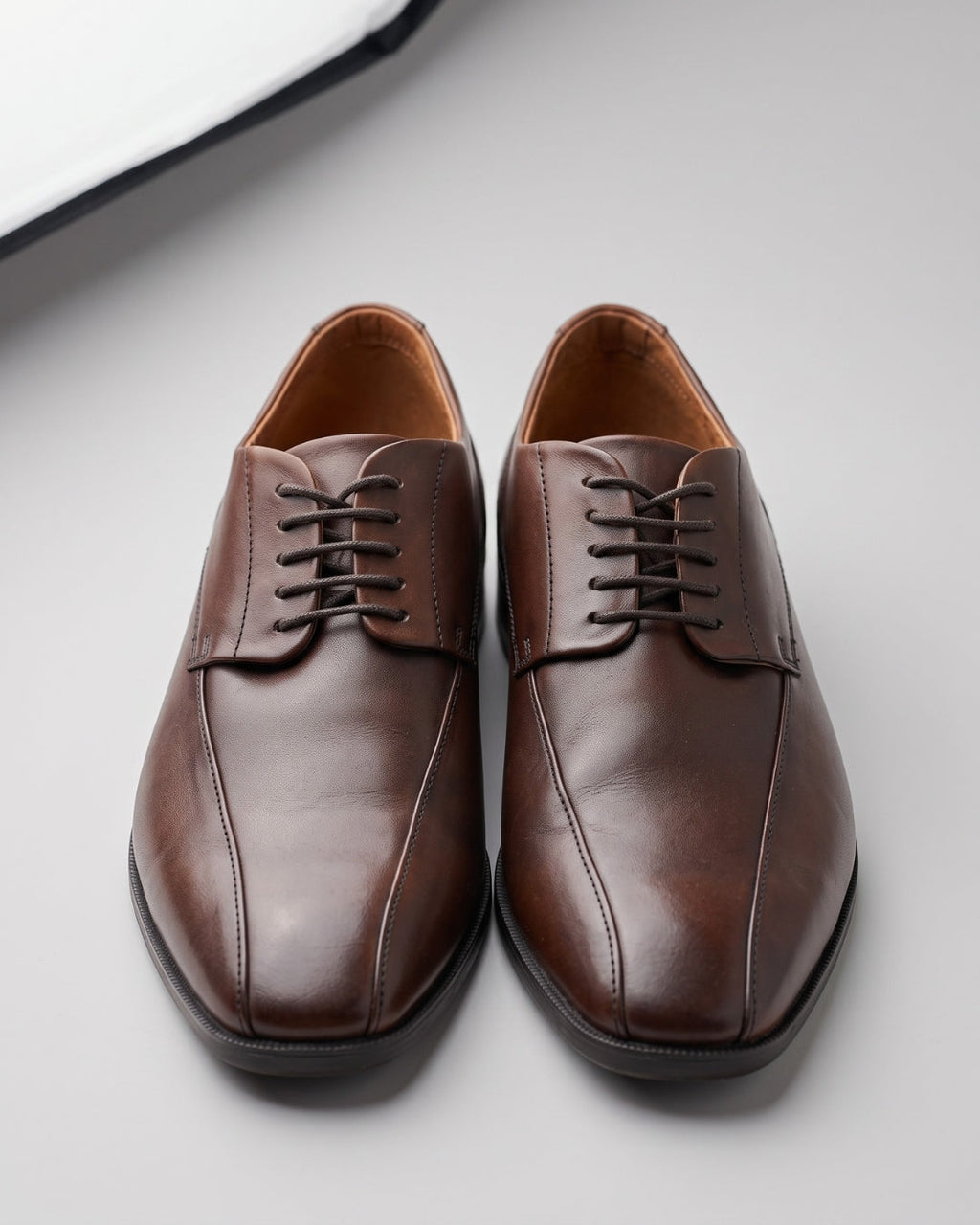 Brown Split-Toe Derby