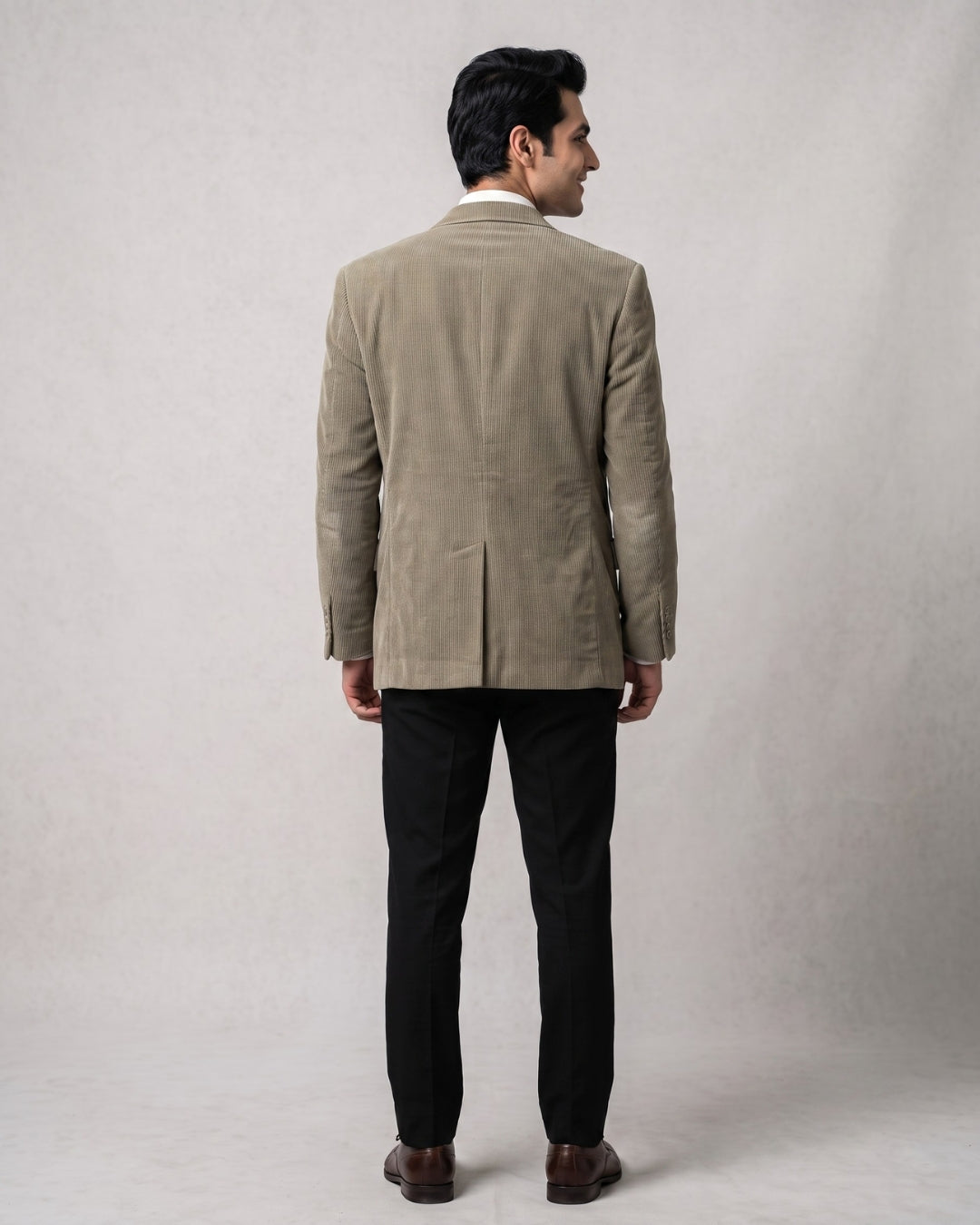 Classic Corduroy 3-Button Blazer