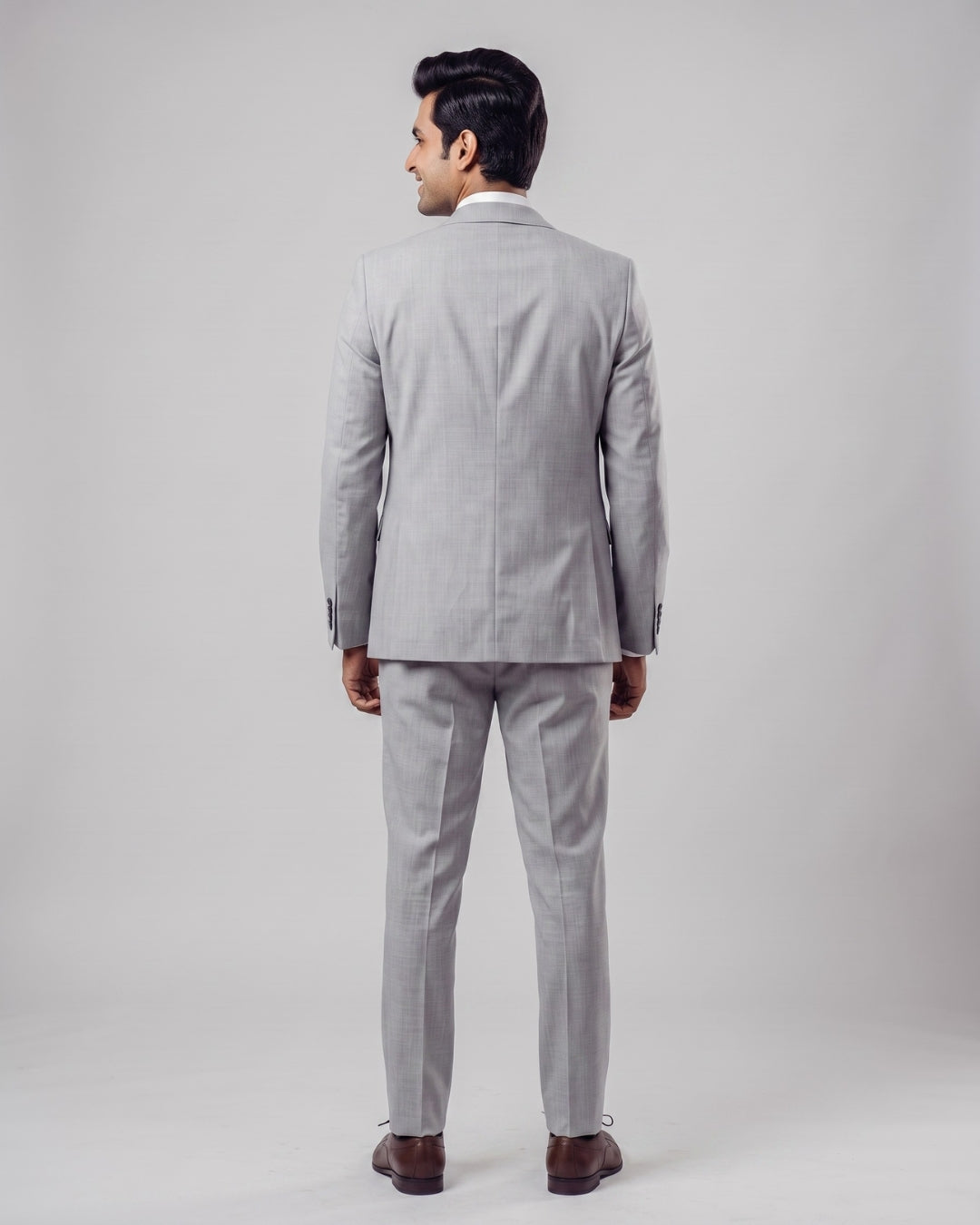 Men's Essential 3-Piece Business Suit